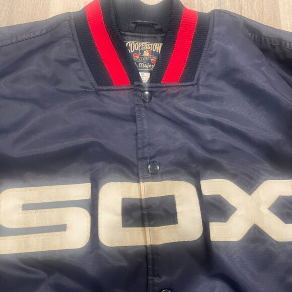 VINTAGE MAJESTIC COOPERSTOWN COLLECTION CHICAGO WHITE SOX SATIN JACKET SIZE XL - Picture 3 of 9